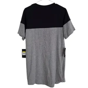 Nike Women's Gray and Black Graphic Tee